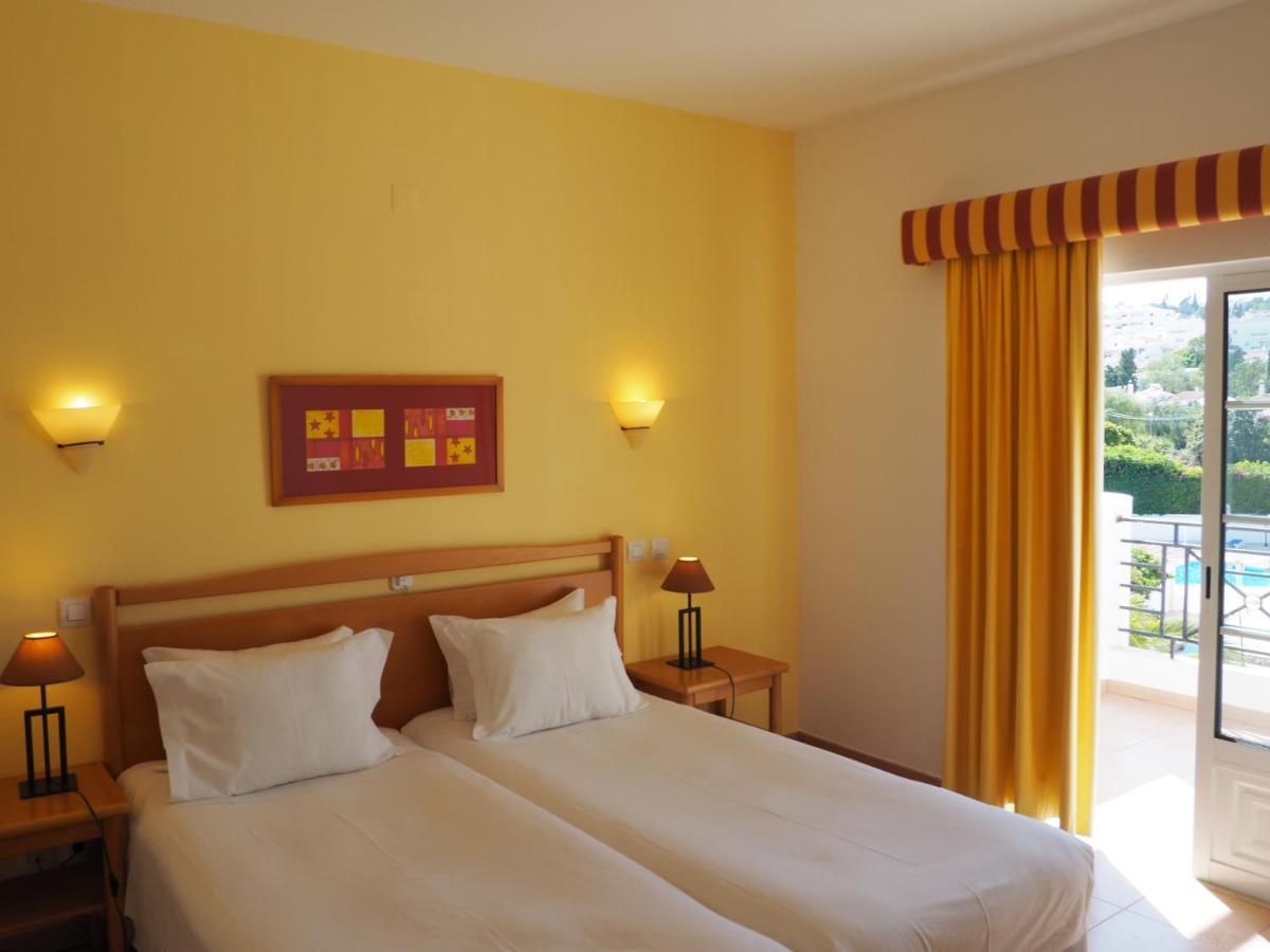 Club House Cvl Hotel Praia Da Luz Luaran gambar