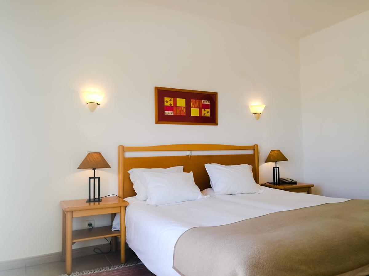Club House Cvl Hotel Praia Da Luz Luaran gambar