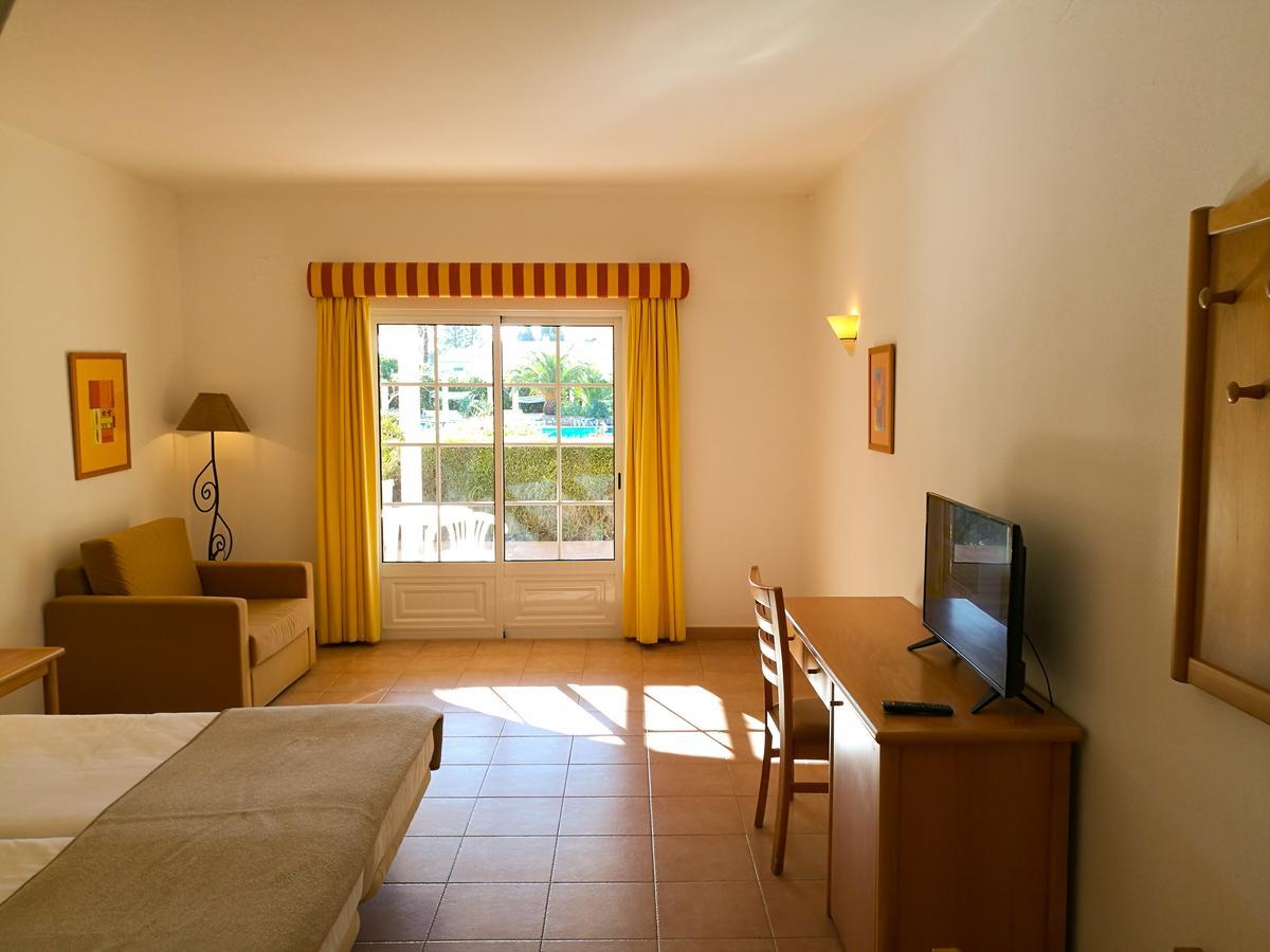 Club House Cvl Hotel Praia Da Luz Luaran gambar