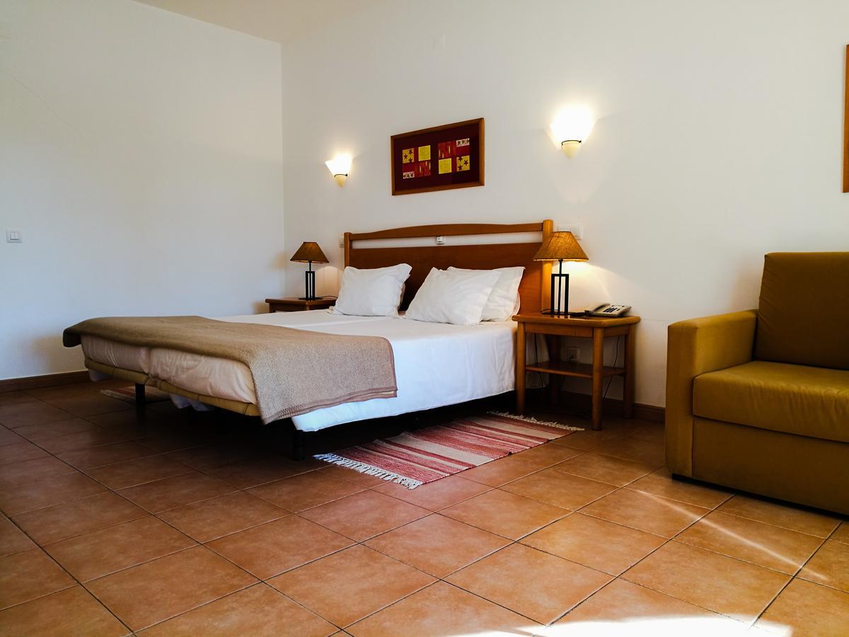 Club House Cvl Hotel Praia Da Luz Luaran gambar