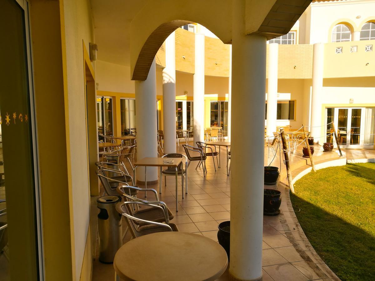 Club House Cvl Hotel Praia Da Luz Luaran gambar