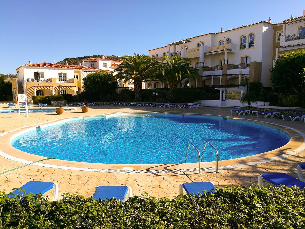 Club House Cvl Hotel Praia Da Luz Luaran gambar