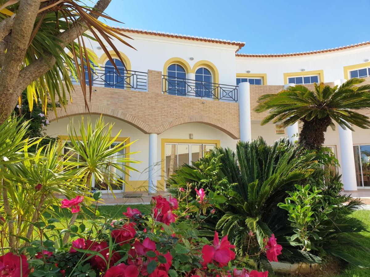 Club House Cvl Hotel Praia Da Luz Luaran gambar