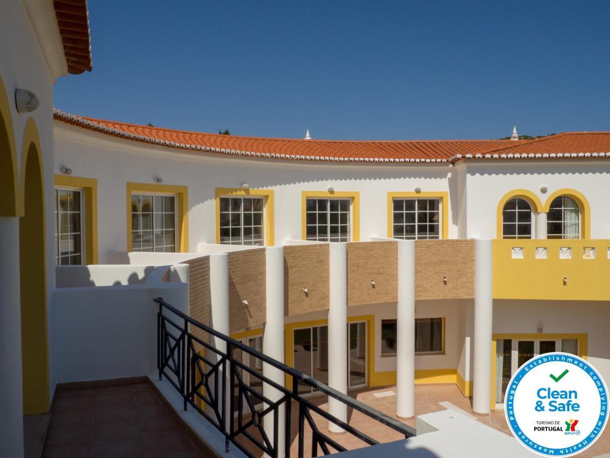 Club House Cvl Hotel Praia Da Luz Luaran gambar