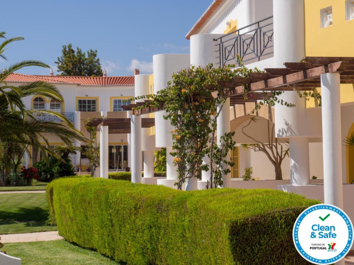 Club House Cvl Hotel Praia Da Luz Luaran gambar