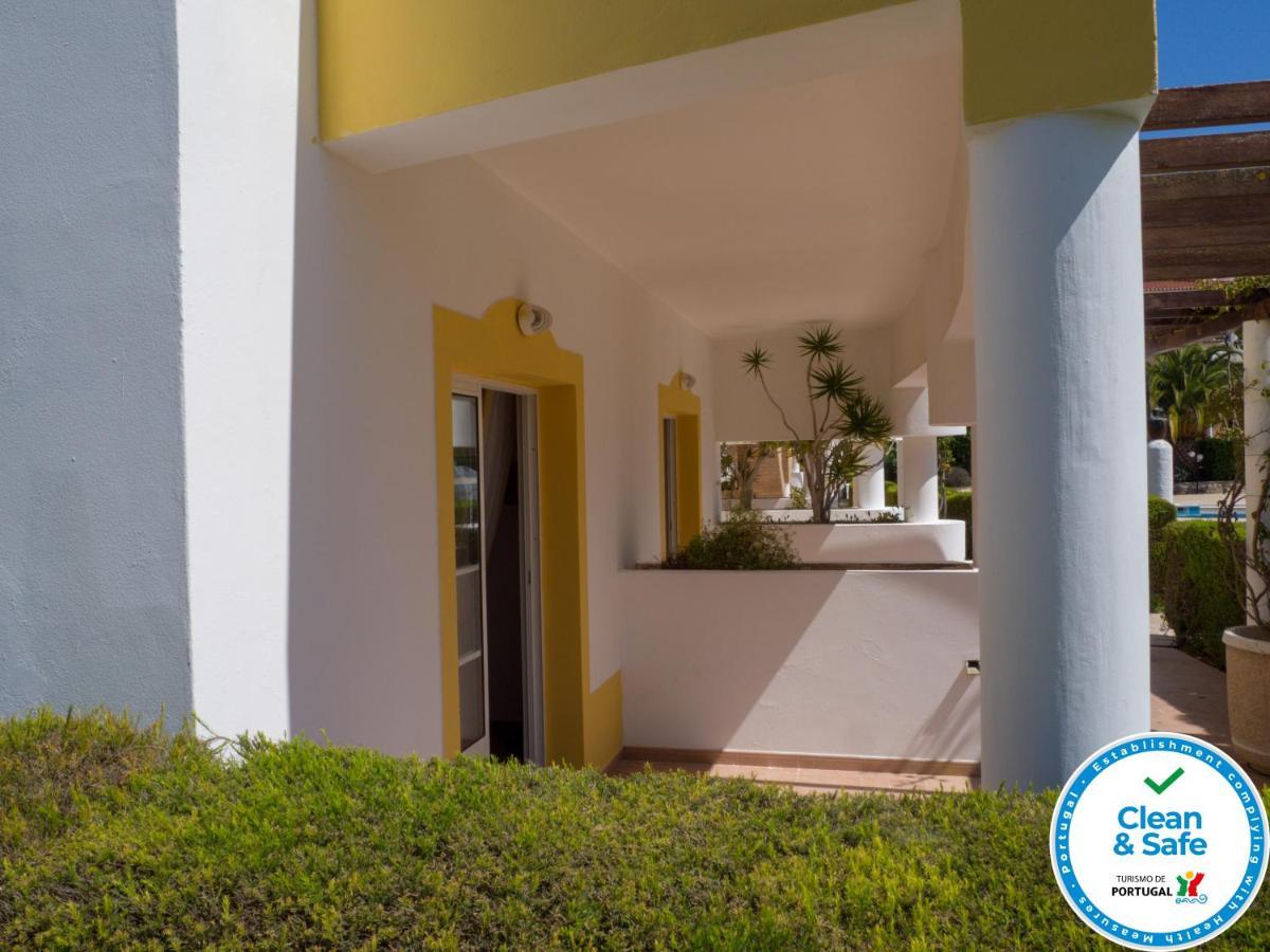 Club House Cvl Hotel Praia Da Luz Luaran gambar