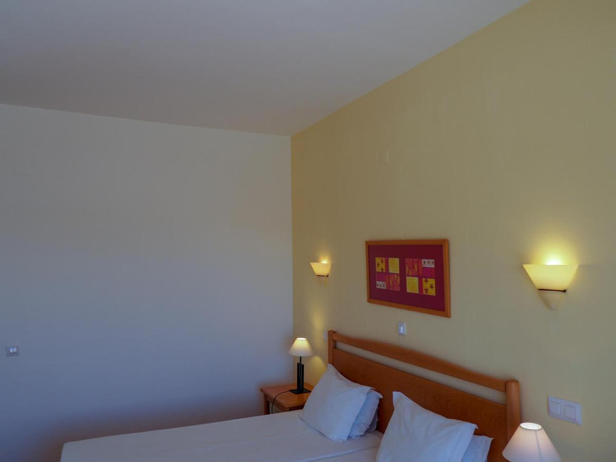 Club House Cvl Hotel Praia Da Luz Luaran gambar